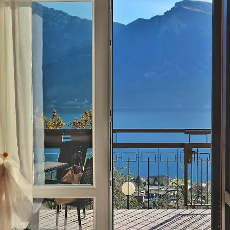 Mont&lac *
