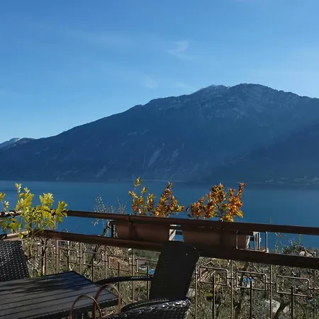 Mont&lac Apartment *